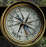 Het kompas is een zeer belangrijk instrument bij een avontuurlijke wandeling  -gpswandelpaden.nl-, ook onmisbaar bij positie bepaling bij evt. onvoorziene omstandigheden
